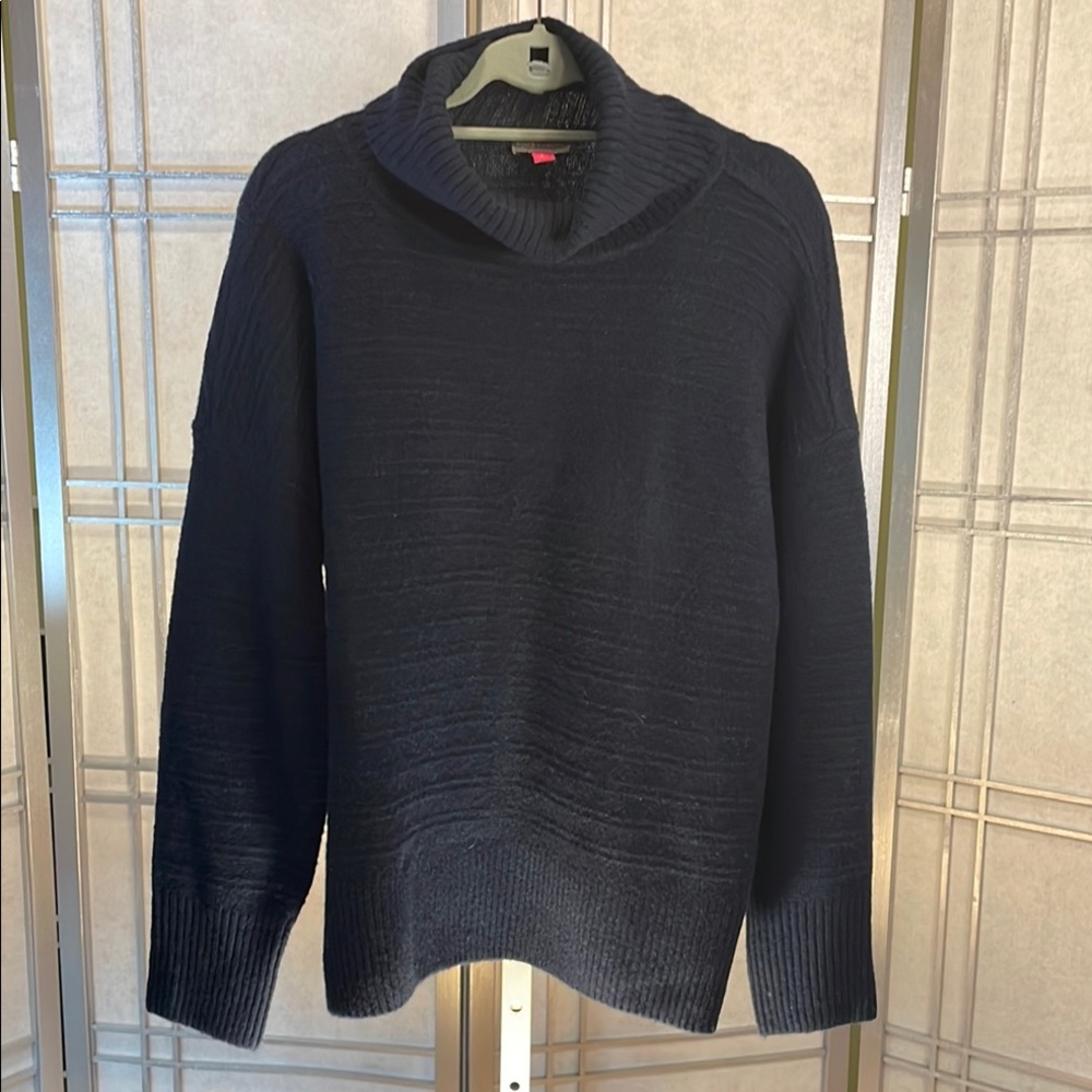 * Vince Camuto Navy Blue Cowl Neck Sweater Size L Oversized Very Soft